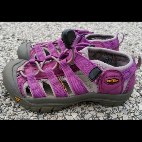 purple keen shoes
